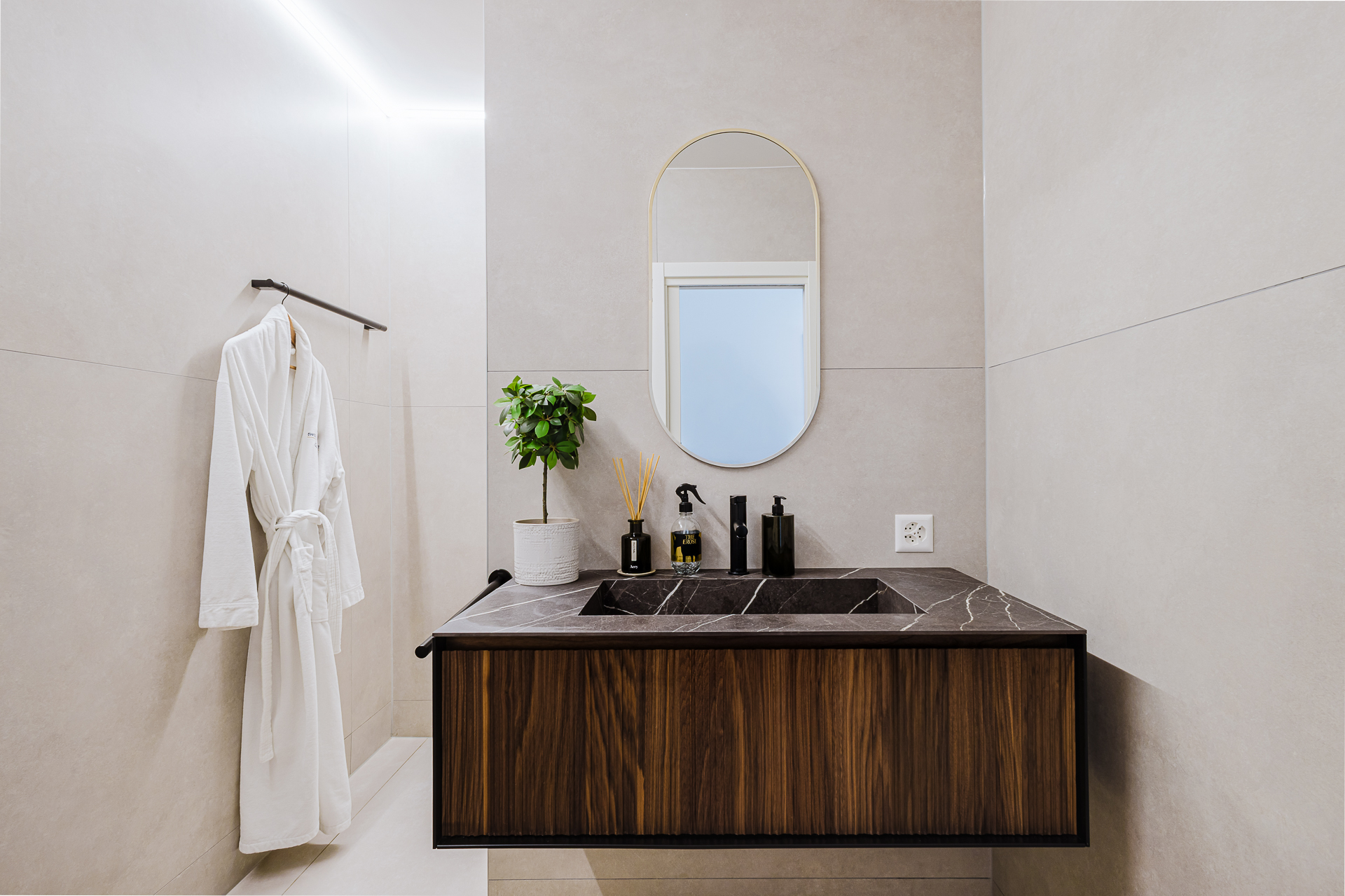 Luca Bertone - Objects - Still Life and Food