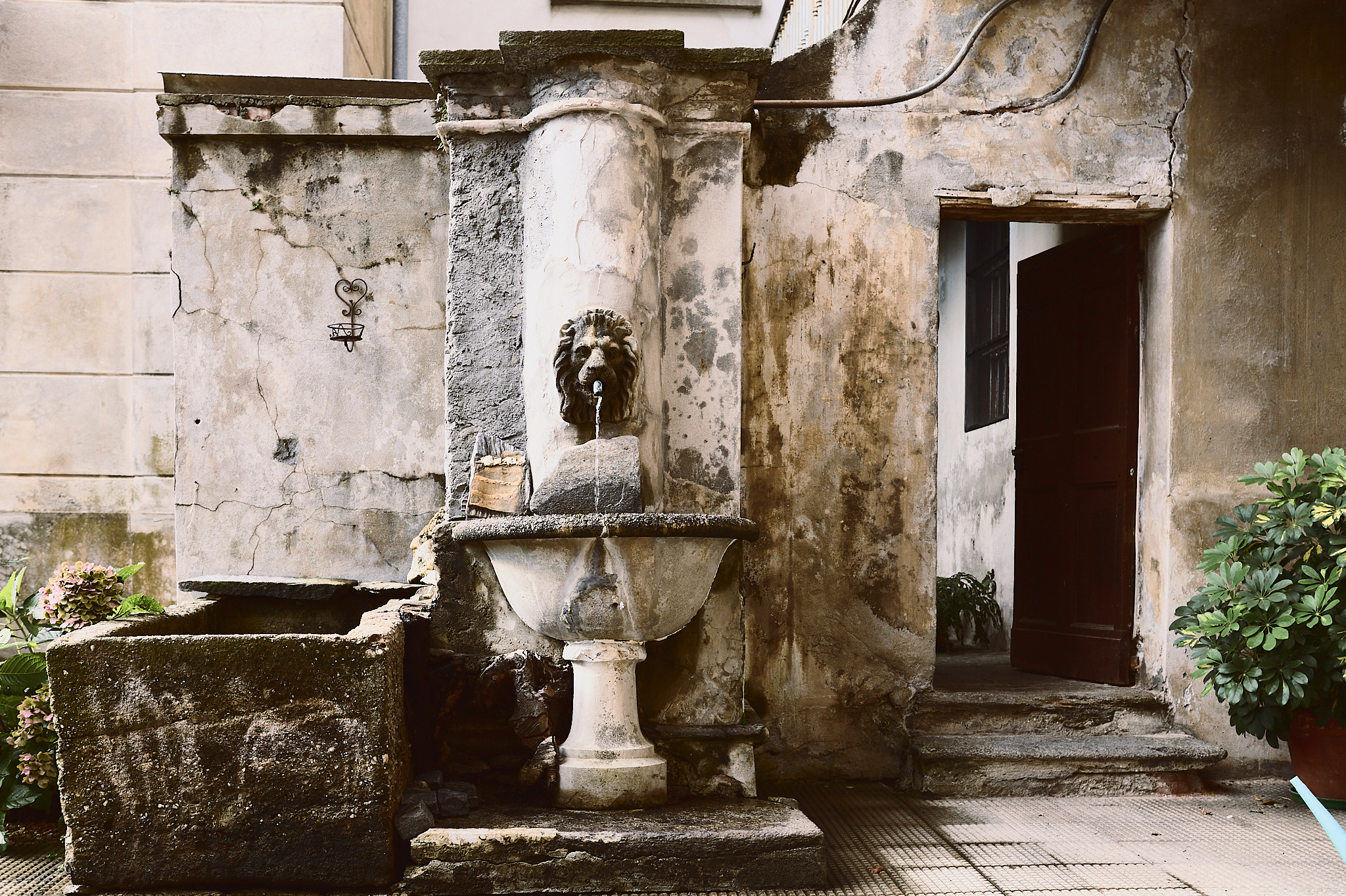 Luca Bertone - The Castle - Details of entrance, Torricella - Switzerland